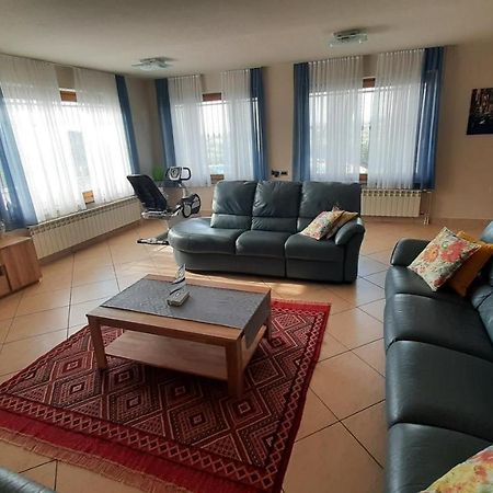 Relax Vila Kampel コペル エクステリア 写真