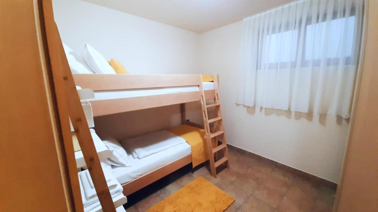 Relax Vila Kampel コペル エクステリア 写真